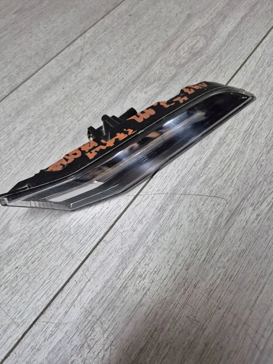 Pisca direita Porsche 911 992 image 5