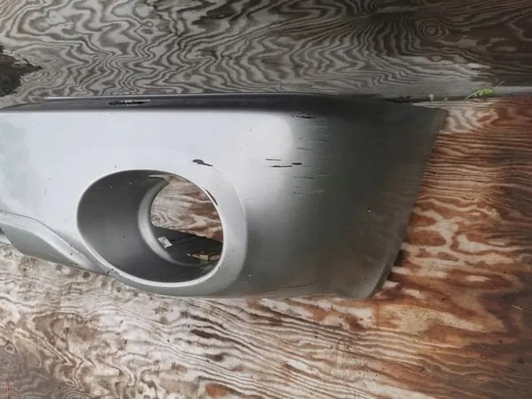 Paraurti anteriore SUBARU FORESTER II 03-05 OEM 57704SA000 image 2