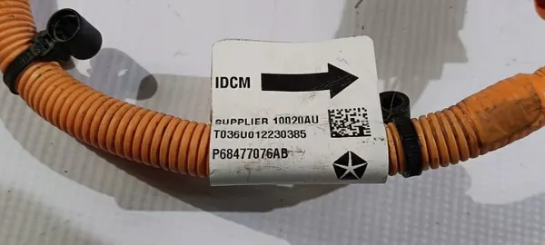 Johdinpanta OEM P68477076AB Chrysler Pacifica Hybridille image 6