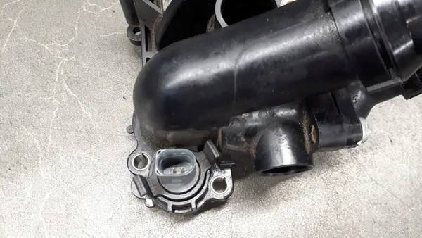 Vattenpump VW Audi Skoda 1.8 TFSI 06H121026DC image 7