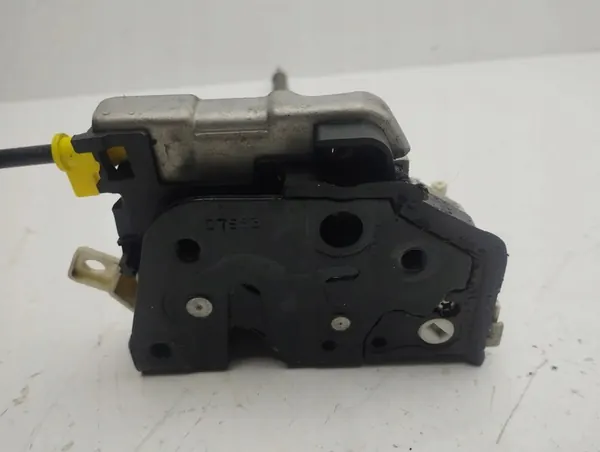 Audi A7 S7 4G 2013 Vänster framdörrslås OEM 8J2837015C image 2