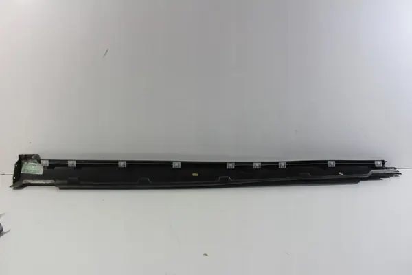 Rechter dorpeltrim VW Passat B7 OEM 3AA853092C image 4