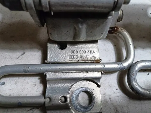 Dörrhängsel Volkswagen Passat CC 2009 image 2