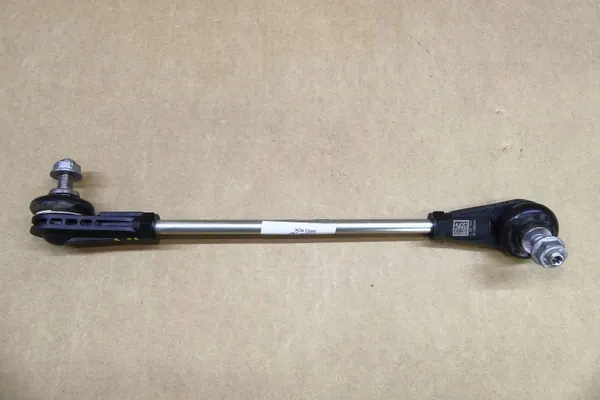 OEM 6877752 Etuoikea stabilointilinkki BMW 4 G22:lle image 2
