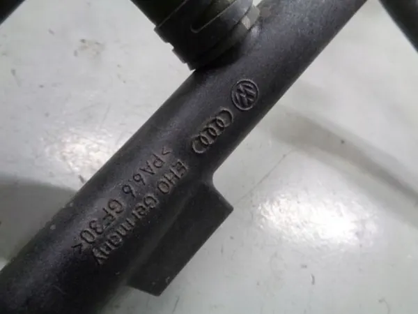 SEAT LEON II 07 1.6 MPI Vesijohdot 1K0122073B image 3