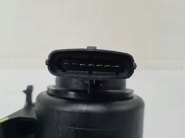 Caja Filtro Combustible OEM 95286876 Opel Mokka image 4