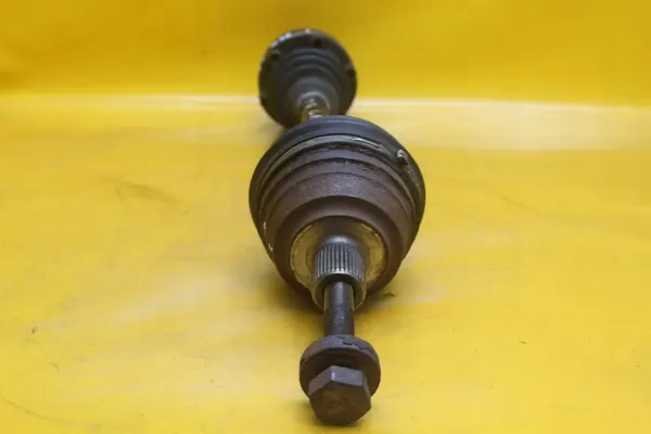 Fram vänster axel VW Transporter T4 1.9 TD image 7