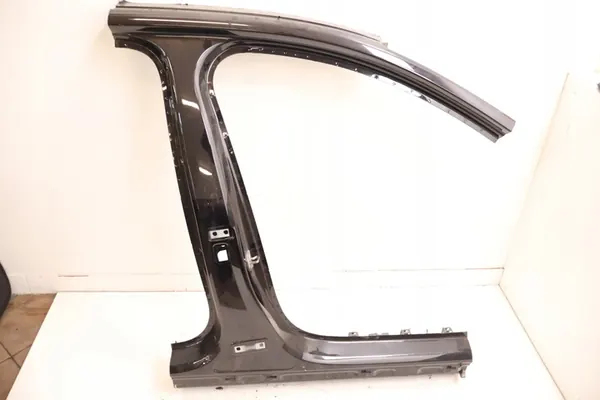 VOLVO V60 II Pilier Central Seuil Droit image 1