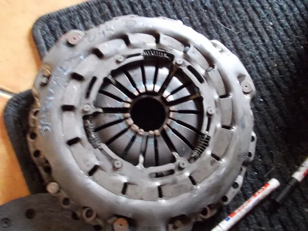 Kaksimassainen Flywheel A0002525205 Sprinter 2.2 image 2