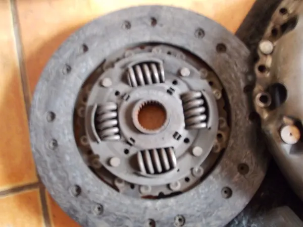 Kaksimassainen Flywheel A0002525205 Sprinter 2.2 image 6