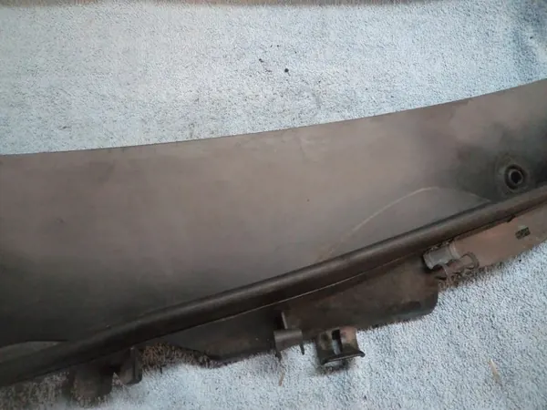 Junta de ventana plástica Mercedes W203 OEM A2038301713 image 4