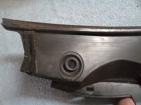 Junta de ventana plástica Mercedes W203 OEM A2038301713 image 8