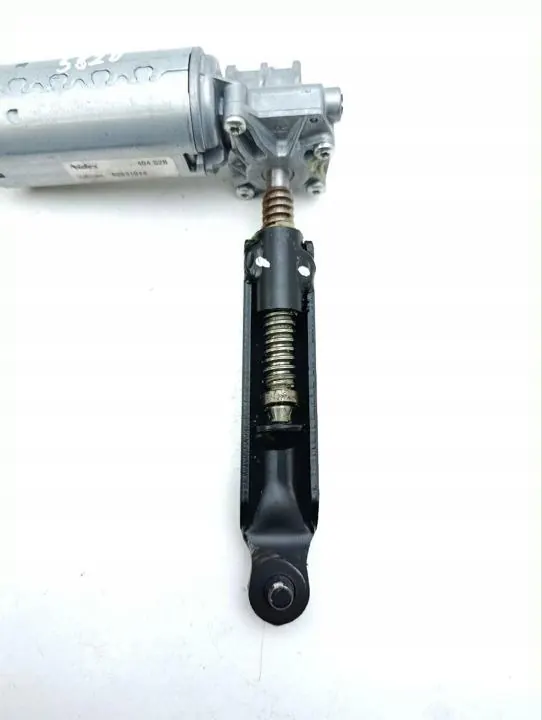 Maserati Sitzmotor OEM 82031014 Links Vorne image 7