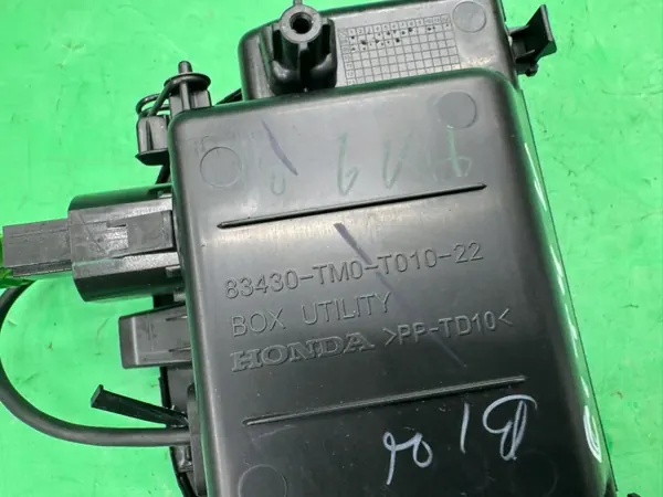 OEM 83430-TM0-T010-22 Cendrier Tunnel Boîte Aux Honda City image 7