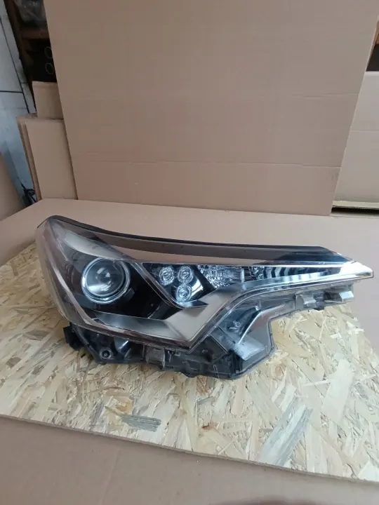 Rechter koplamp OEM NMN675T voor Toyota C-HR 2016-2019 image 2