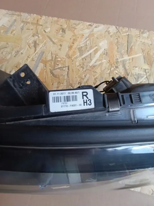Rechter koplamp OEM NMN675T voor Toyota C-HR 2016-2019 image 4