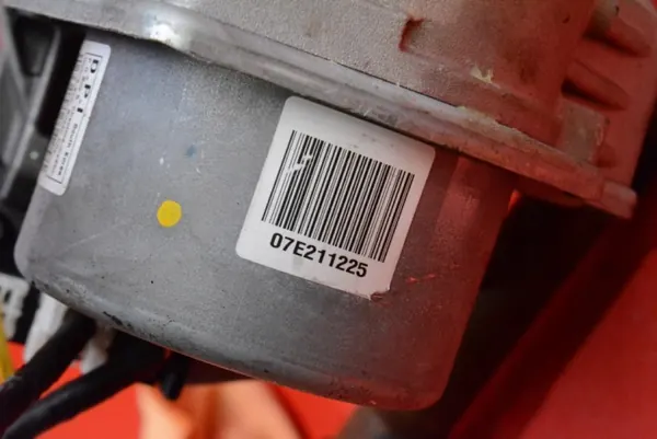 Pompe de direction OEM 563001H100 pour Kia Ceed image 8