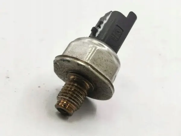 Brandstofdruksensor OEM 1527854643 voor Renault Kadjar image 3