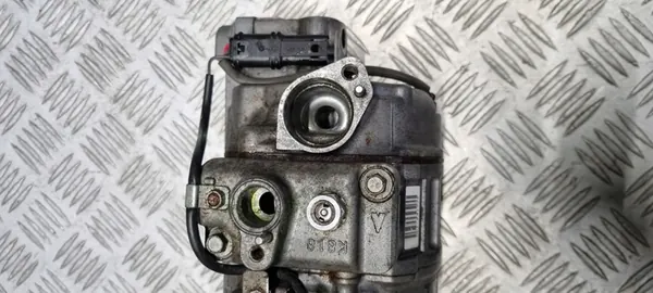 Compressore aria condizionata BMW F20 F22 F80 F82 9332781 image 7