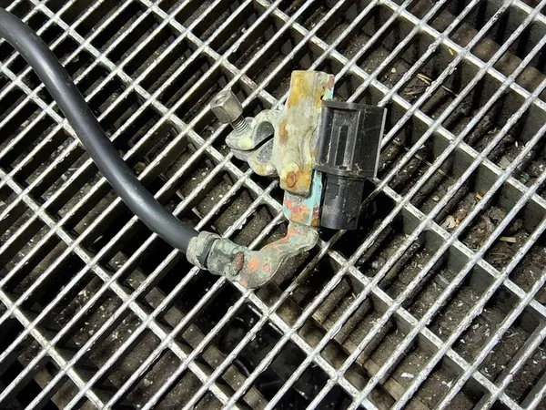 FORD B-MAX BATTERIEKLEMME NEGATIV image 4