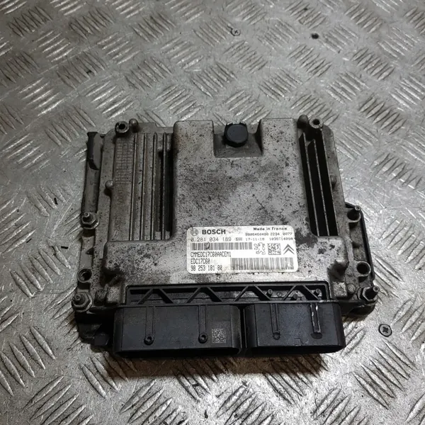 Computadora Motor Peugeot OEM 9806460480 0281034189 image 2