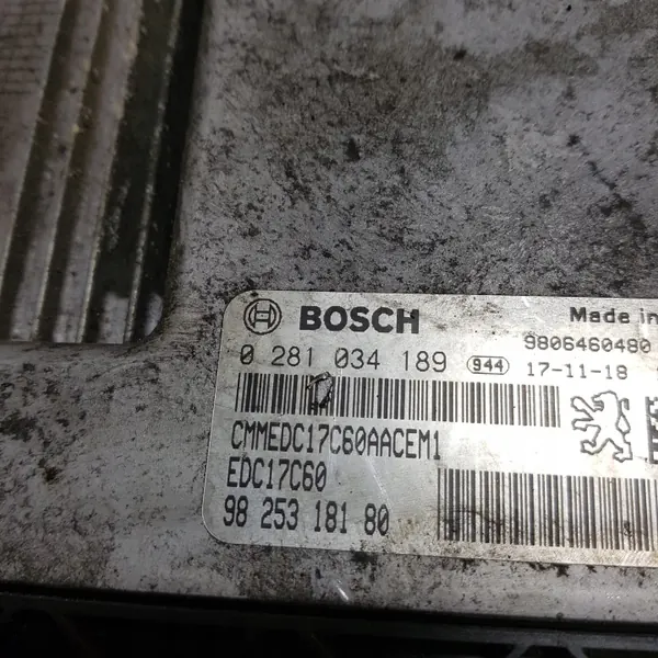 Computadora Motor Peugeot OEM 9806460480 0281034189 image 3