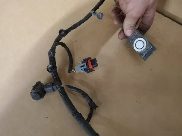 Installation de pare-chocs avant Ford Mondeo MK5 Capteurs PDC KG9T-15K867-GFD image 2