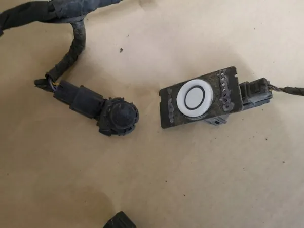 Installation de pare-chocs avant Ford Mondeo MK5 Capteurs PDC KG9T-15K867-GFD image 3