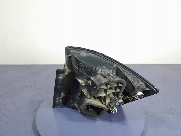 SKODA FABIA III NJ LIFT KOMBI LUZ TRASERA IZQUIERDA EU 6V9945095 image 7