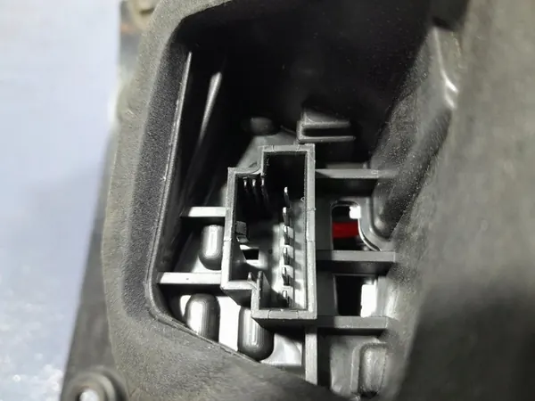 SKODA FABIA III NJ LIFT KOMBI LUZ TRASERA IZQUIERDA EU 6V9945095 image 8