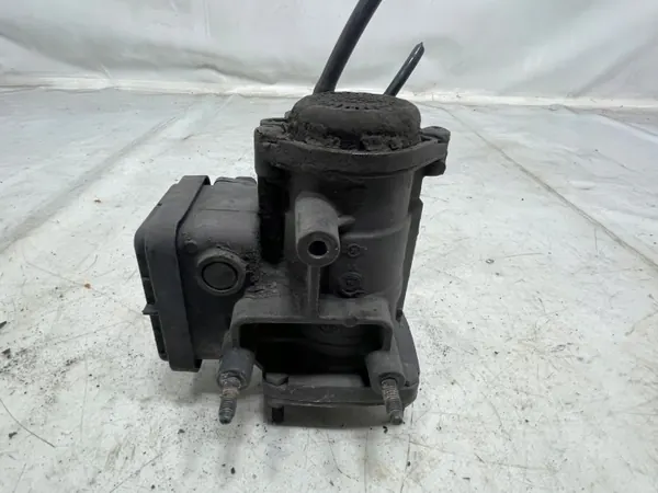 Válvula de Freno EBS Mercedes Actros MP4 OEM A0014311613 image 5