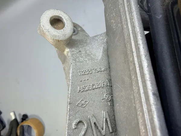 NISSAN JUKE F16 1.0 DIG-T Engine Mount 112337961R image 4