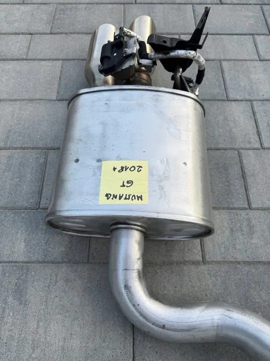 Système d'échappement actif Ford Mustang GT 2018+ OEM image 10