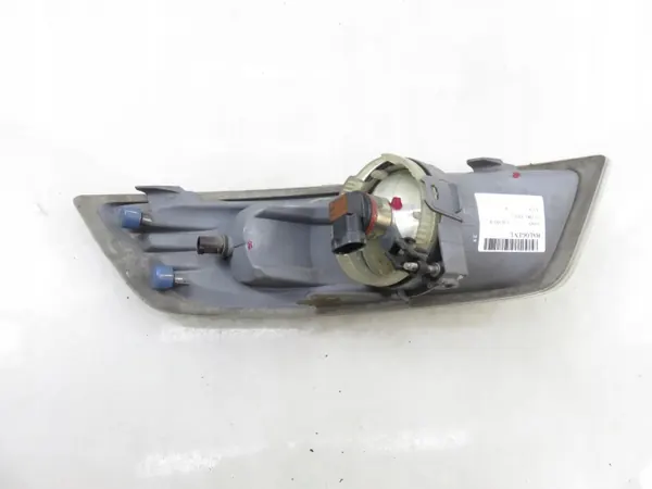 Feu antibrouillard Ford AM21-15K202-BD - Pièce OEM image 4