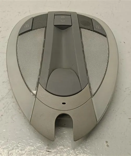Luz de cabine Mercedes W211 Classe E OEM A2118206401 image 2