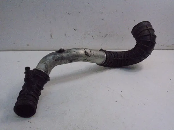 Volvo V70 Luftschlauch 2.4D 2000-2007 OE 30636854 image 6