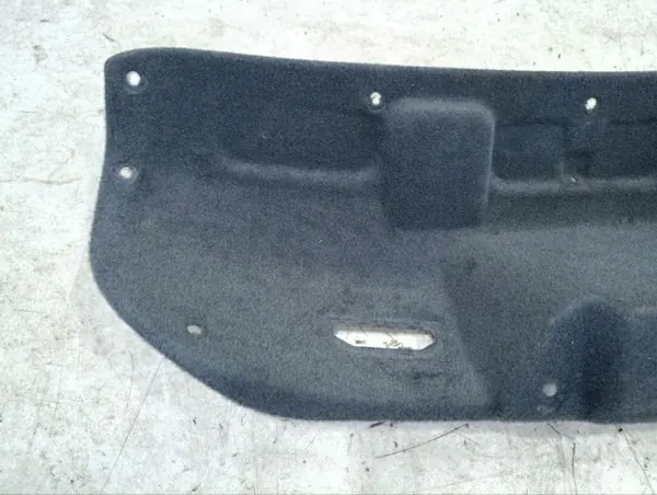 Tapete de maletero Maserati OEM 082361106 - Usado image 3