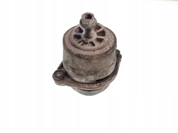 Porsche Cayenne (92A) 2011 Engine Mount Right Side OEM image 2