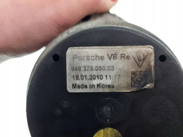 Porsche Cayenne (92A) 2011 Engine Mount Right Side OEM image 4