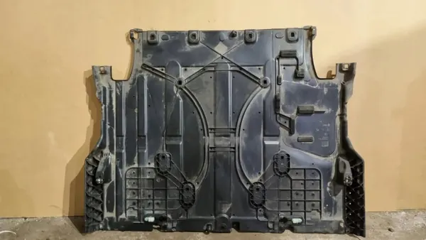 OEM 9847060980 Underskyddsdel Bak Peugeot E-208 II image 3