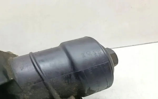 Oljefilterfäste OEM 03L115389C Audi A5 Sportback image 4