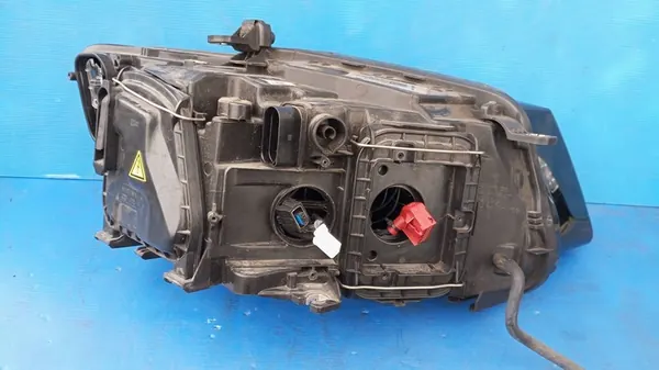 Faros Audi Q5 SQ5 8R0941753C image 10