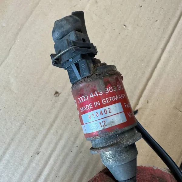 Pompe de circulation Webasto Audi A8 S8 D2 OEM 0443963303a image 3