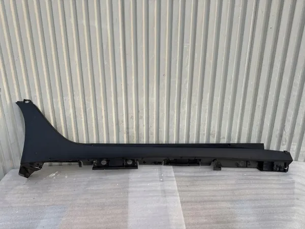 Toyota Aygo X 22 rechter dorpelafdekking OEM 758500H020 image 2