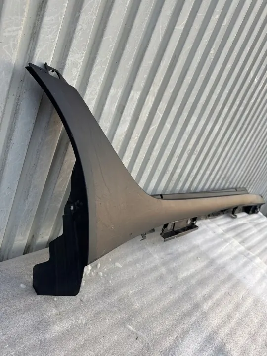 Toyota Aygo X 22 rechter dorpelafdekking OEM 758500H020 image 5