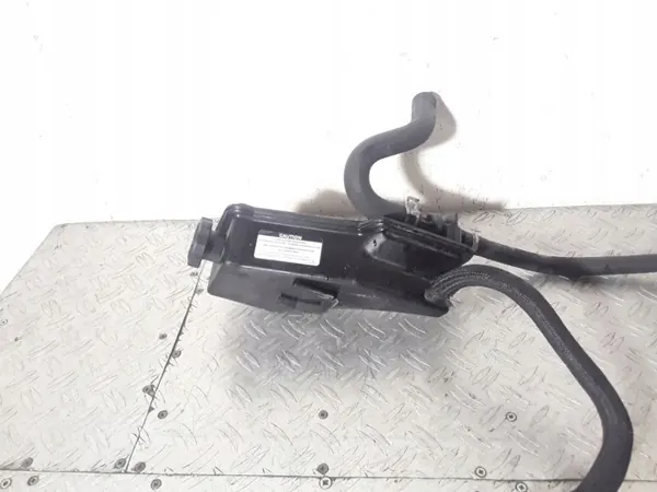 Jeep Commanderin ohjausnesteastia OEM 52089905AC image 2