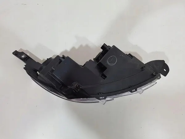 PEUGEOT 2008 I Voorlinker Koplamp 9815405780 image 3