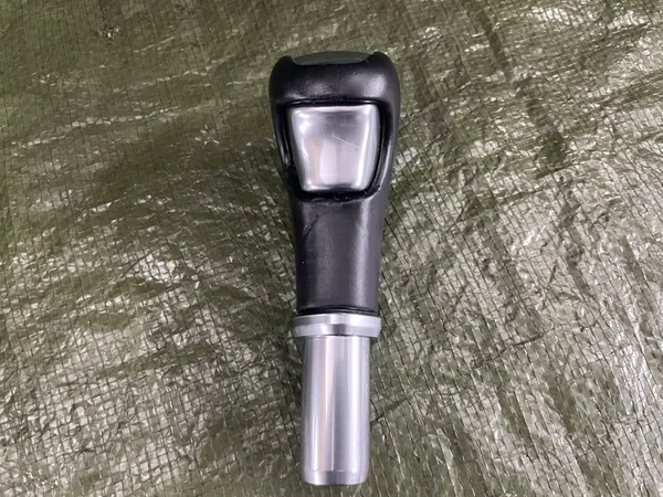 Porsche Cayenne 7P Gear Shift Knob image 2