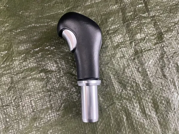 Porsche Cayenne 7P Gear Shift Knob image 3