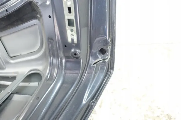 Tapa Maletero Mercedes Clase C W204 OEM - Usado image 9